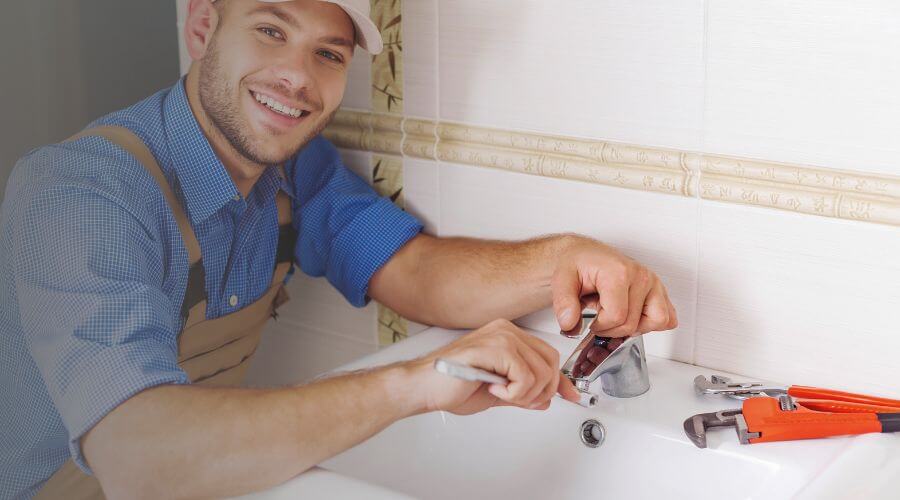 Local expert plumbing services in Pipe Creek, TX